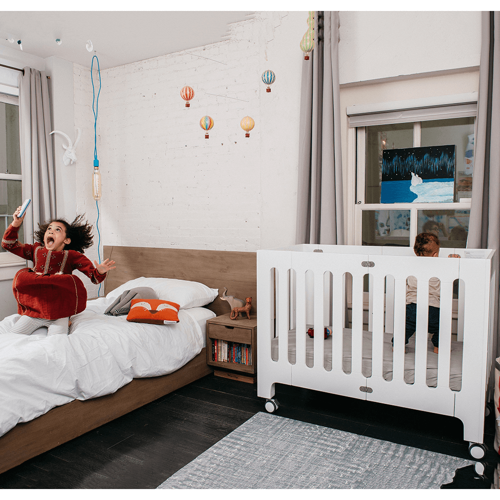 Mini crib for top sale near me